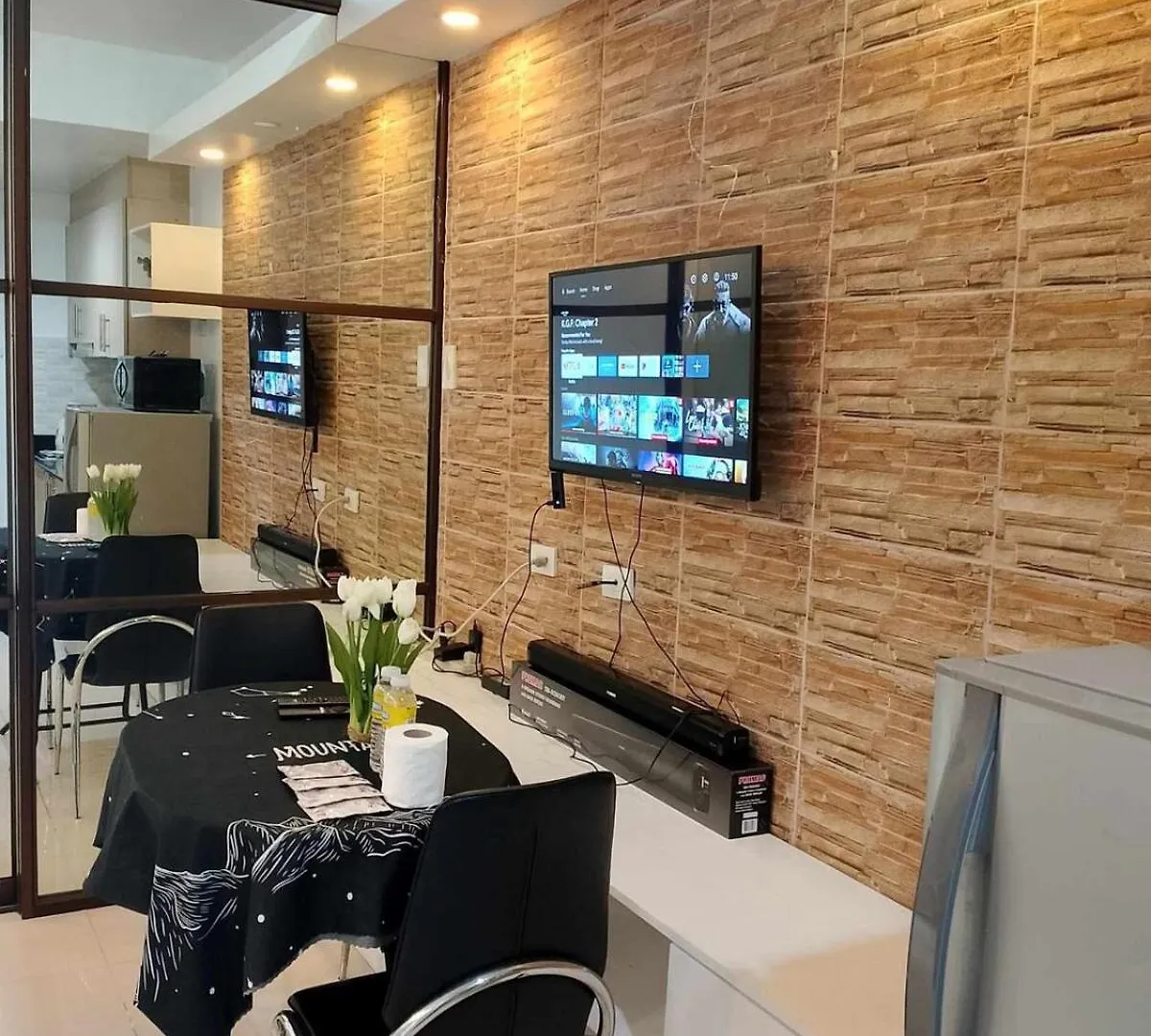 Affordable Unit Near Moa Walking Distance To Picc Apartment Manila Philippines