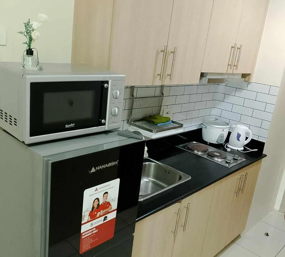 Affordable Unit Near Moa Walking Distance To Picc Apartment Manila 0*,  Philippines